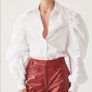 H&M BNWT Voluminous Cotton Button Up Shirt with Ruffled Sleeve Silhouette